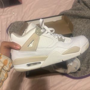 Retro Jordan 4s